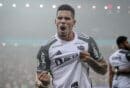 Atlético Mineiro vence "final" contra o Flamengo e vira ameaça ao Palmeiras no Brasileirão